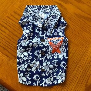 Like new Hawaiian shirt top for puppy dog. Ready for a luau